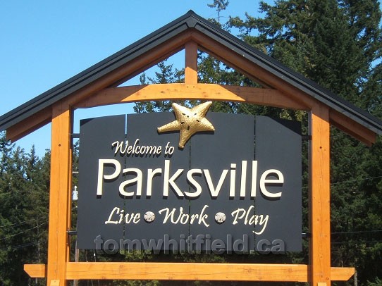 Photo of the Welcome to Parksville sign